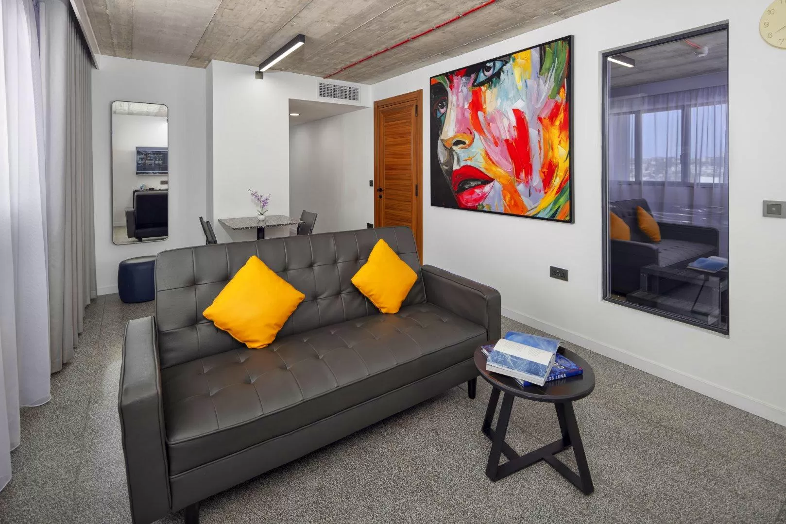 Spring/Summer 2026 — Signature Suite with Hot-tub at Grands Suites ...